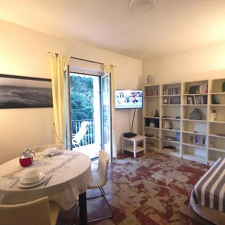 San Michele Di Pagana Apartman *